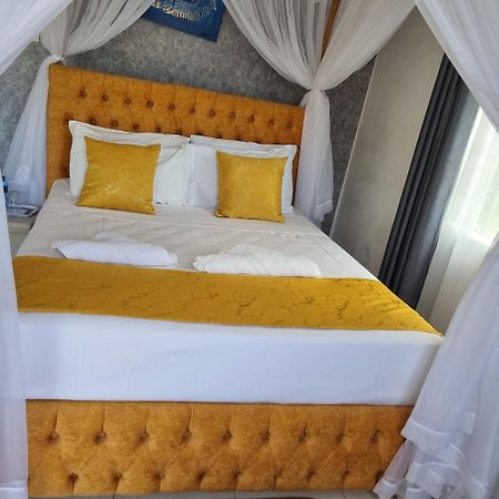 Sandai Resort Lake Baringo Ol Kokwe ภายนอก รูปภาพ